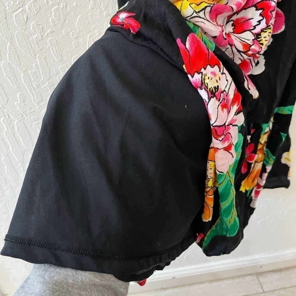 Old navy ruffled cold shoulder floral dress - Picture 6 of 10